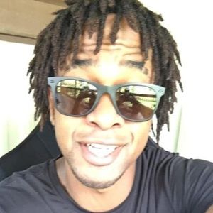 Meet your Posher, Christian